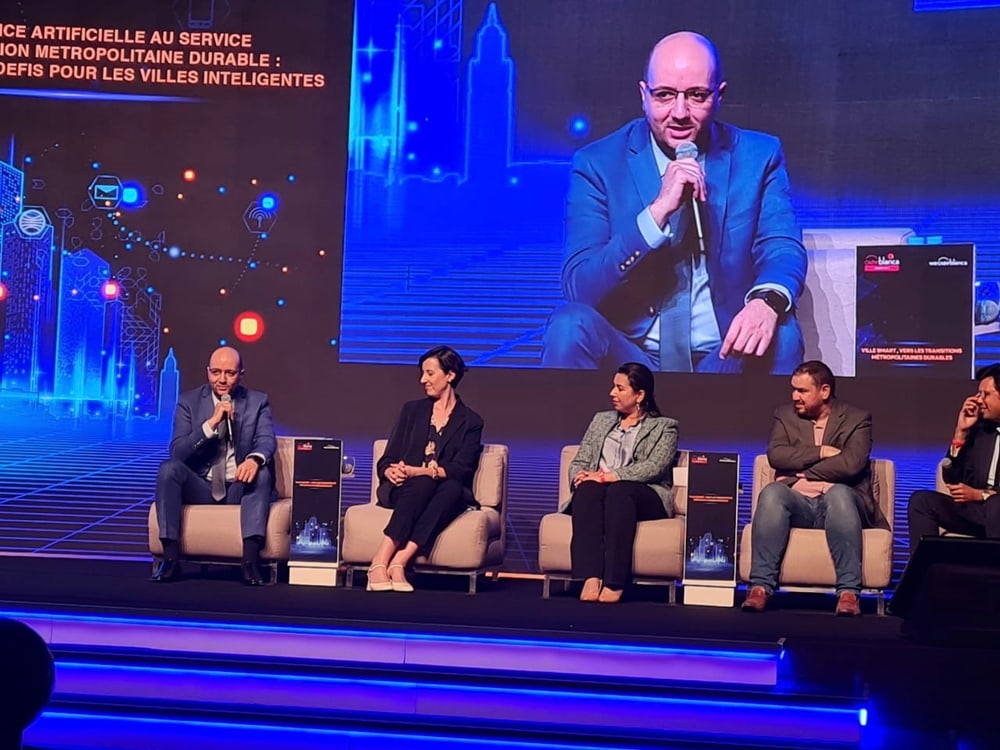 Otman Nouinou dans un panel sur les villes intelligentes